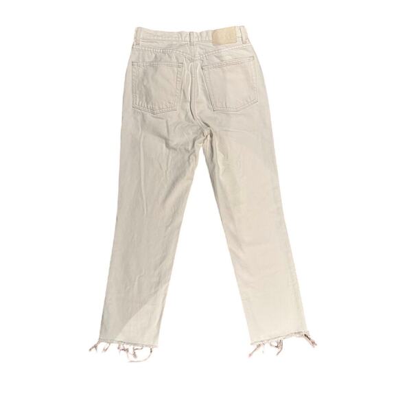 GRLFRND The Cassidy Mid Rise Straight Jeans White Raw Hem Size 26 - Picture 3 of 15